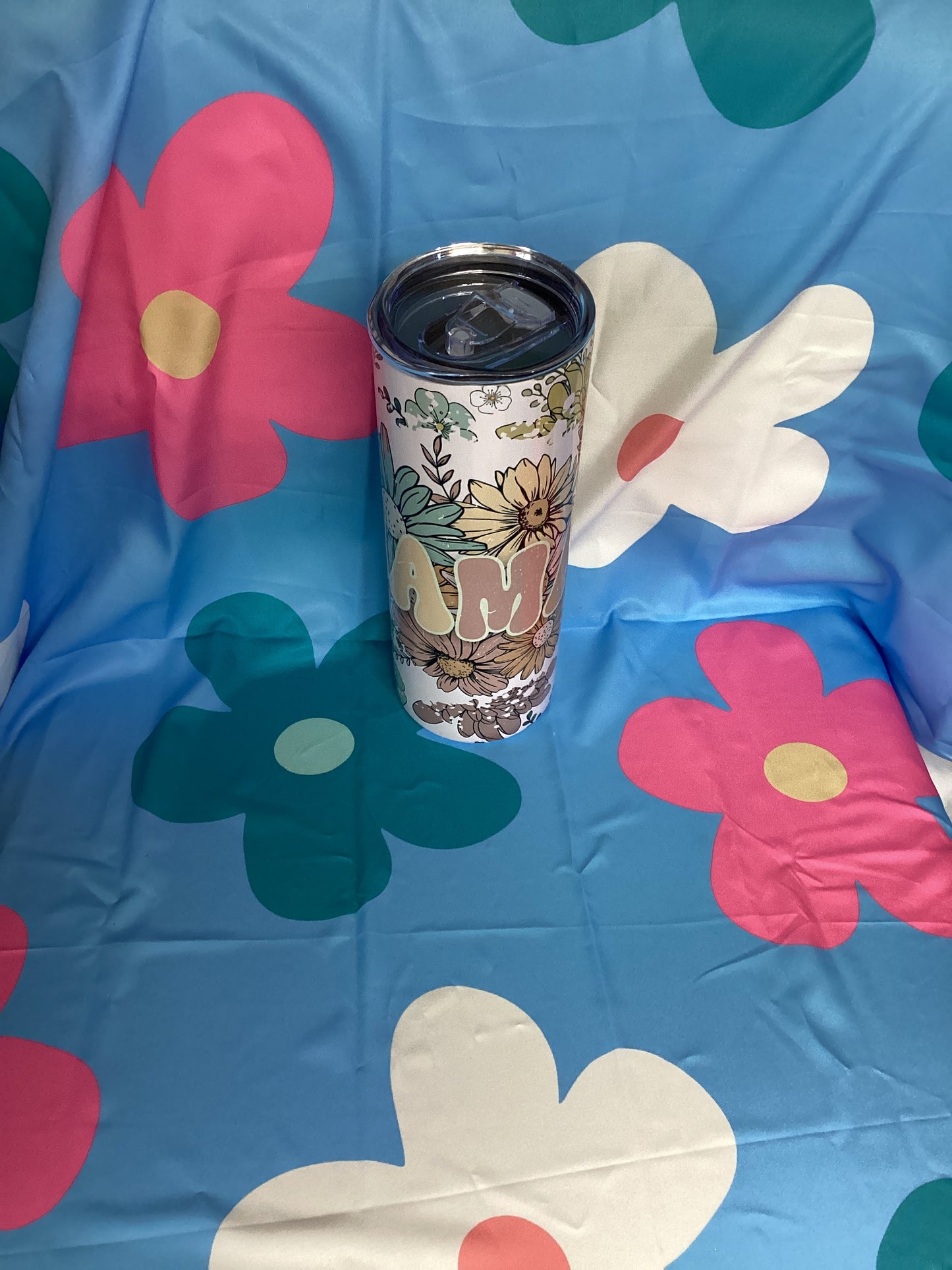 Mama with flower 20 oz tumbler