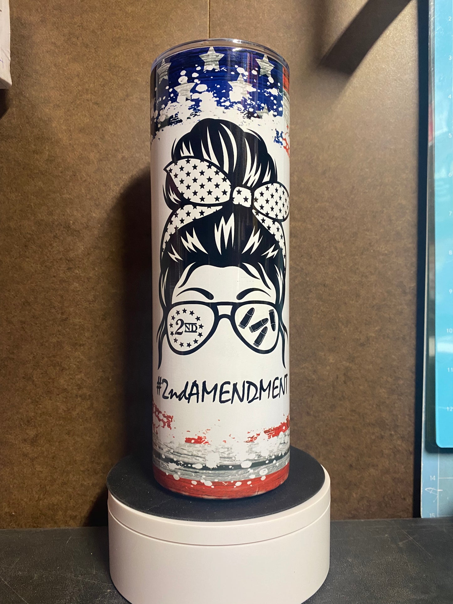 Messy Bun 2nd amendment 20 oz tumbler